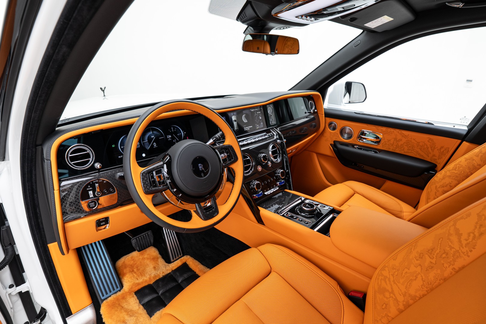 2026 ROLLS ROYCE CULLINAN BLACK BADGE GCC | DEALER WARRANTY & SERVICES